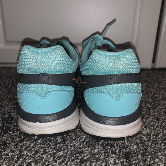 Nike Air Relentless Women's Teal and Orange Athletic Shoes - Picture 4 of 6